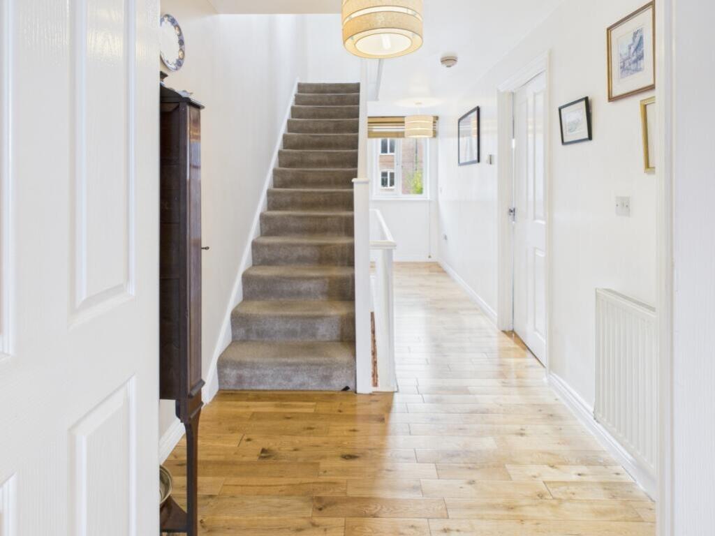 Additional image 5 of 2 Hutton Close, Thornbury, Bradford