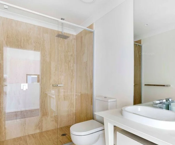 Additional image 5 of 21 Sanctuary Court, Mermaid Waters QLD 4218