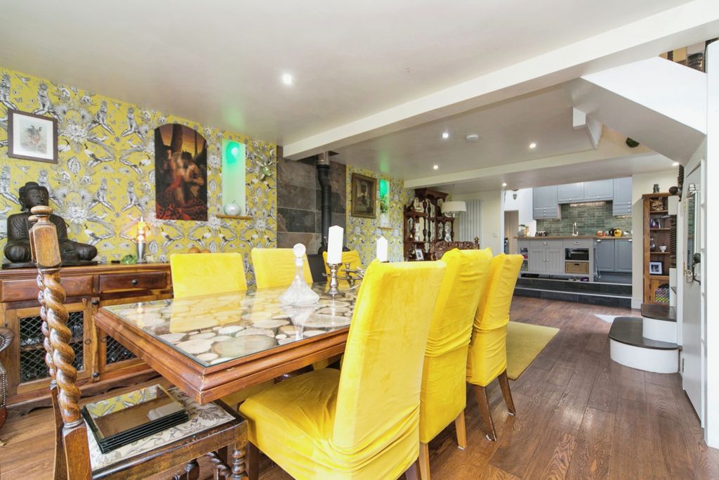 Additional image 6 of 6 bed detached house for saleDinorwic, Caernarfon, Gwynedd LL55