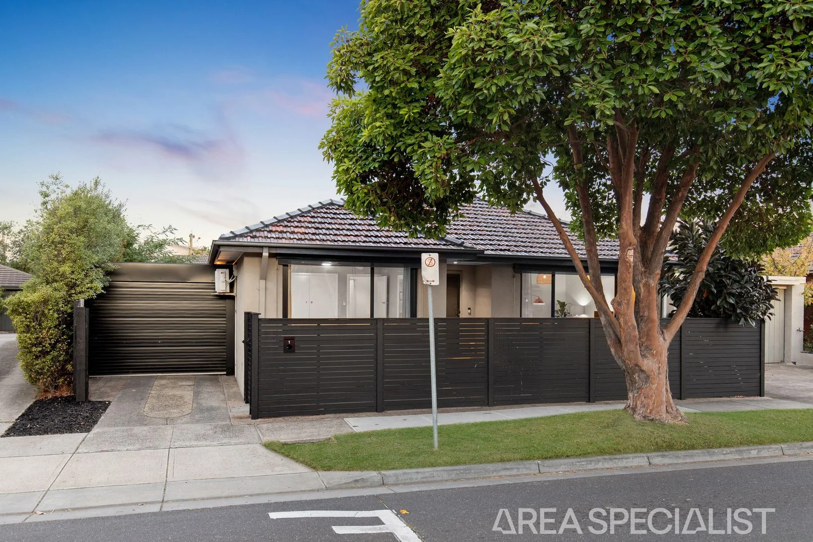 1 Olive Grove, Frankston VIC 3199