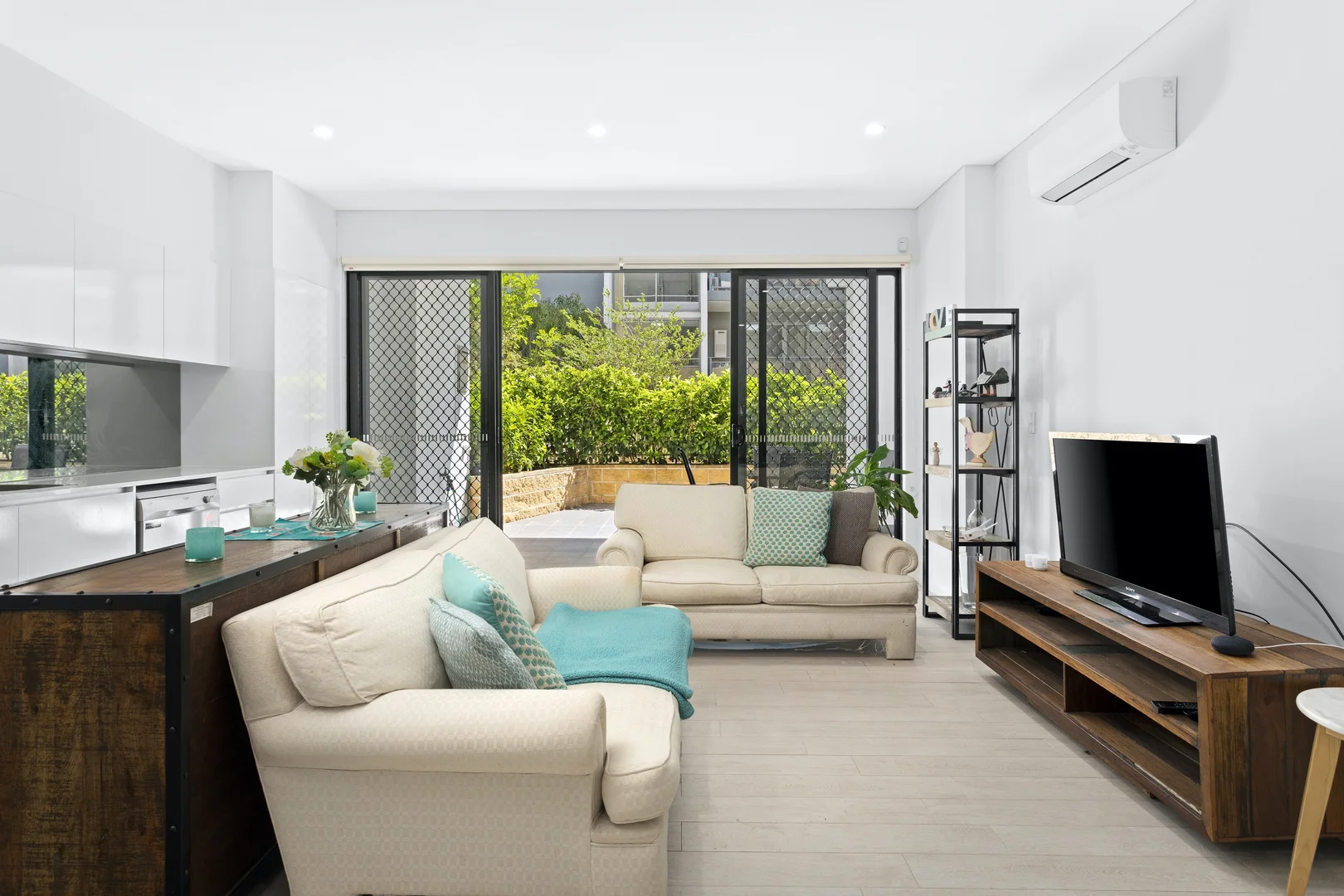 Additional image 3 of 2/5 Cullen Avenue, Jordan Springs NSW 2747