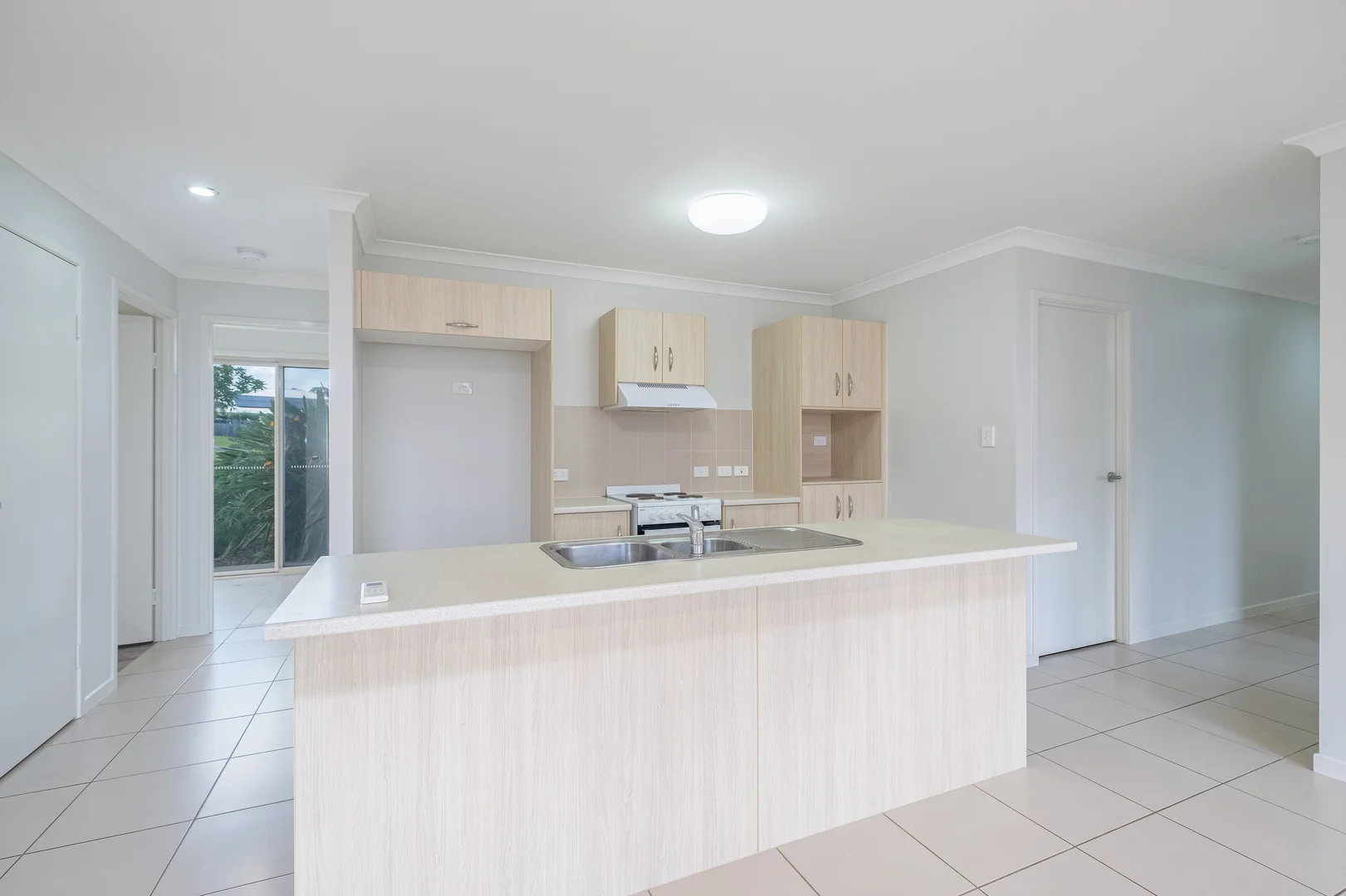 Additional image 3 of 1 Waratah Place, Southside QLD 4570