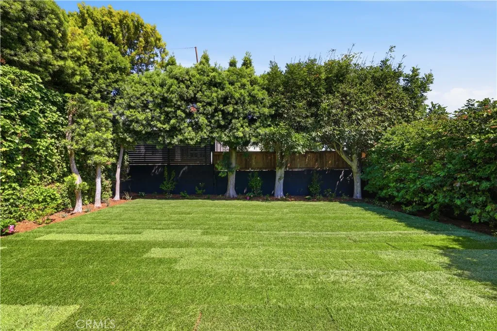 Additional image 39 of 865 10th Street, Manhattan Beach, CA 90266