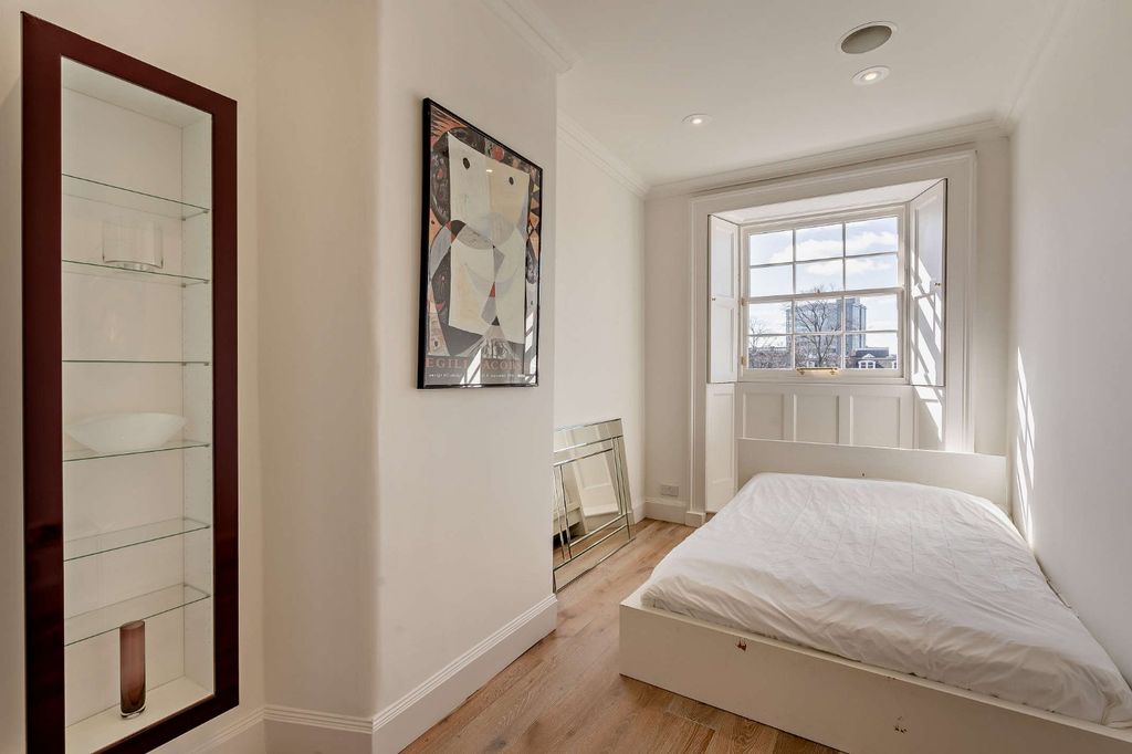 Additional image 18 of 3 bed flat for saleRutland Street, Edinburgh EH1