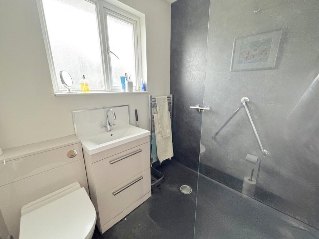 Additional image 21 of Evering Avenue, Poole, BH12