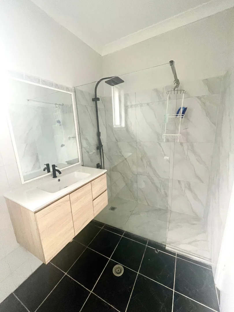 Additional image 4 of 46 Hinkler Ave, Warwick Farm NSW 2170