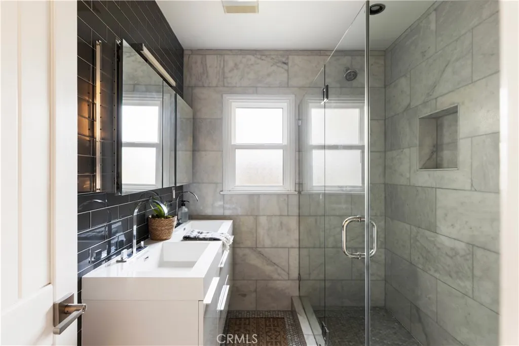 Additional image 57 of 2620 Riverside Drive, Costa Mesa, CA 92627