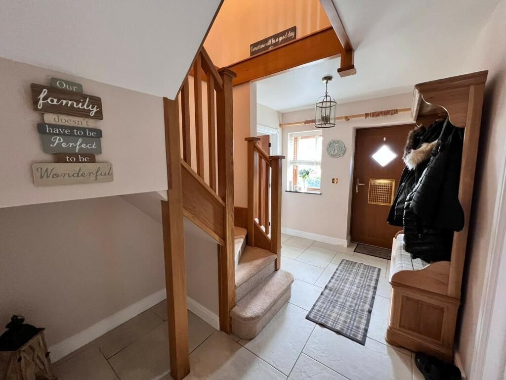Additional image 5 of 4 bed detached house for saleMaes Marchog Isaf, Glynneath, Neath SA11