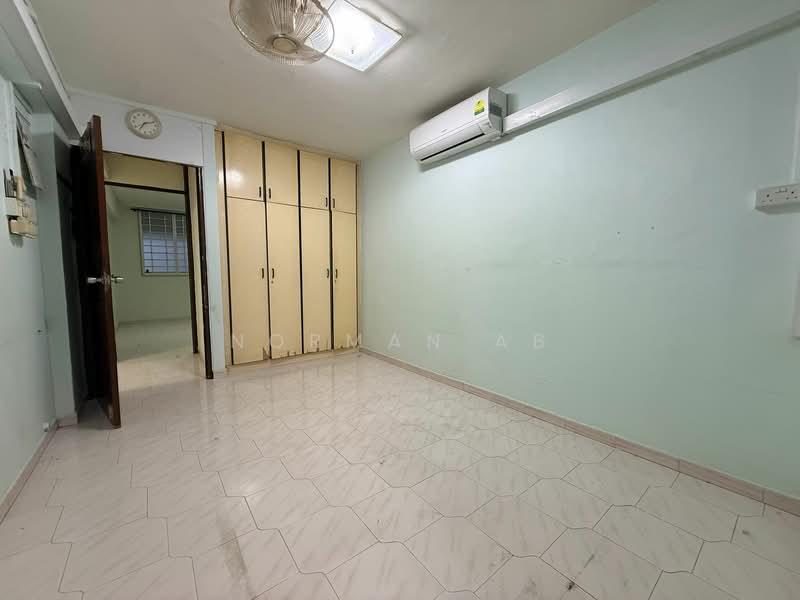 678 Hougang Avenue 8 photo 3