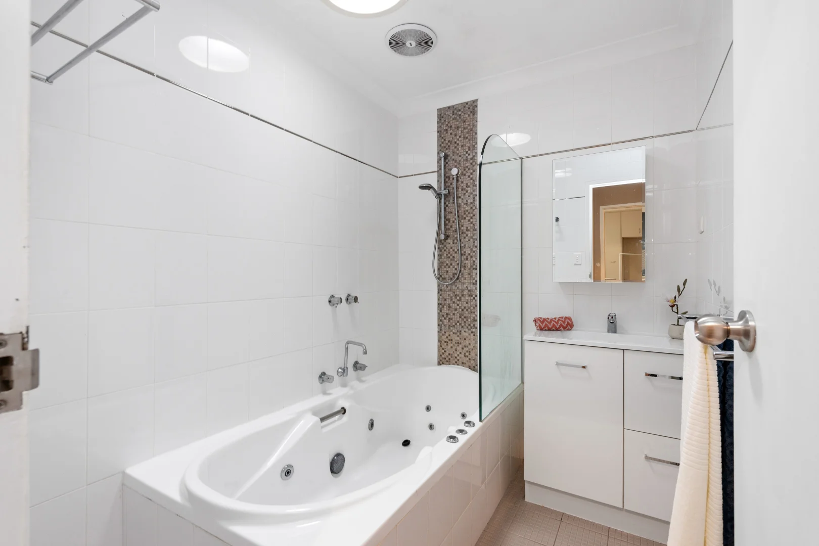 Additional image 16 of 5/65 Macleod Road, Applecross WA 6153