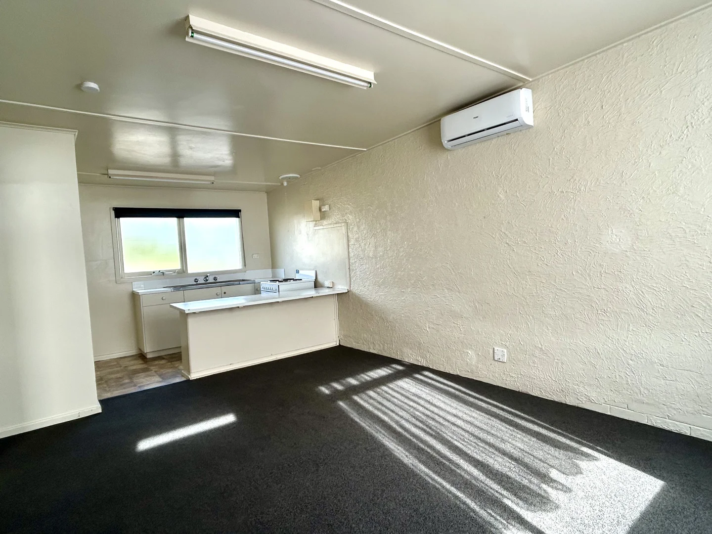 4/11 Bates Road, Warrnambool VIC 3280 photo 2