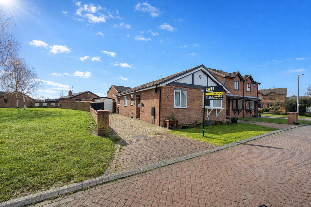 3 bed flat for saleGarbutt Close, Hull HU12