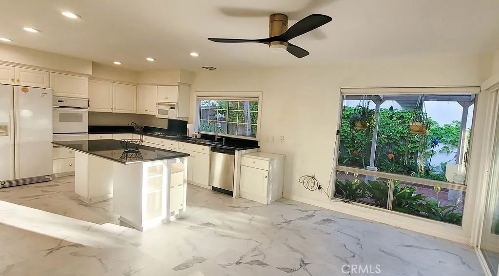 Additional image 13 of 42 Almond Tree Ln, Irvine, CA 92612