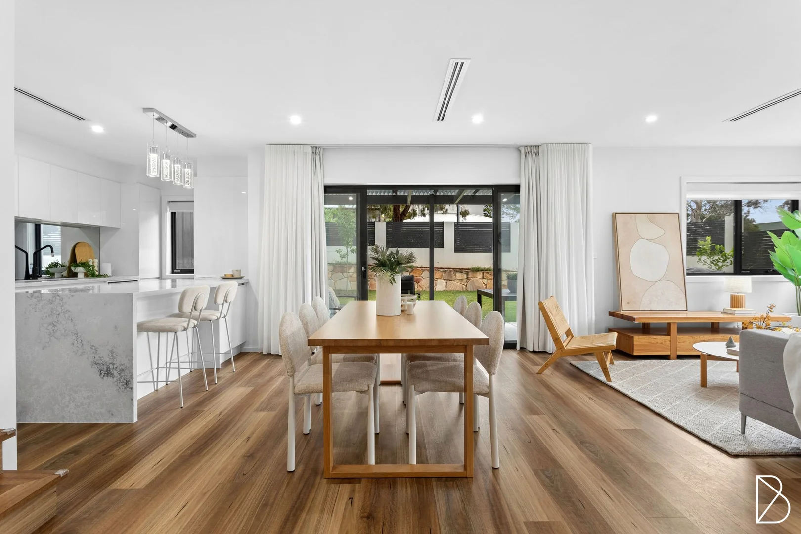 Additional image 2 of 5 Oakes Street, Cook ACT 2614