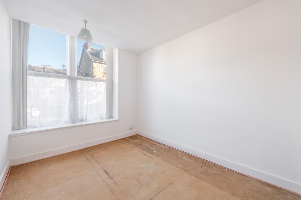 Additional image 14 of 2 bed flat for sale5B Bridge Street, Dollar FK14