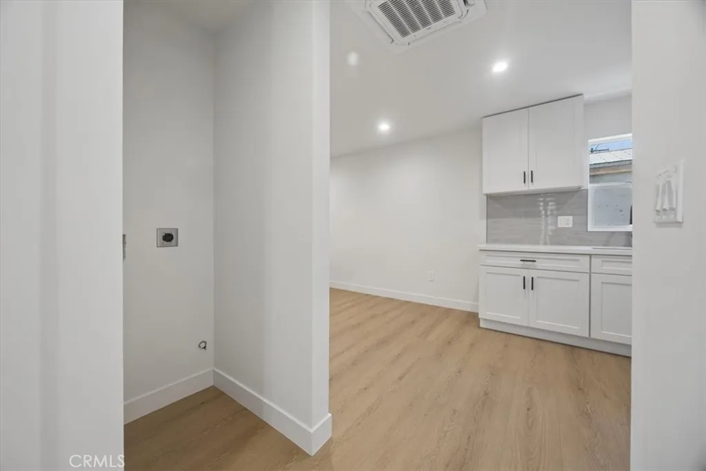 Additional image 39 of 1154 W 67th St, Los Angeles, CA 90044