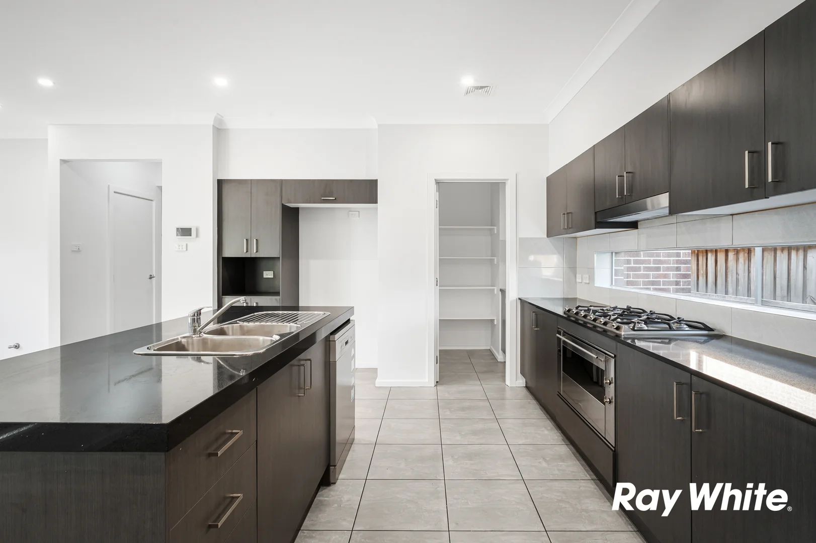 Additional image 4 of 52 Pimlico Crescent, Colebee NSW 2761