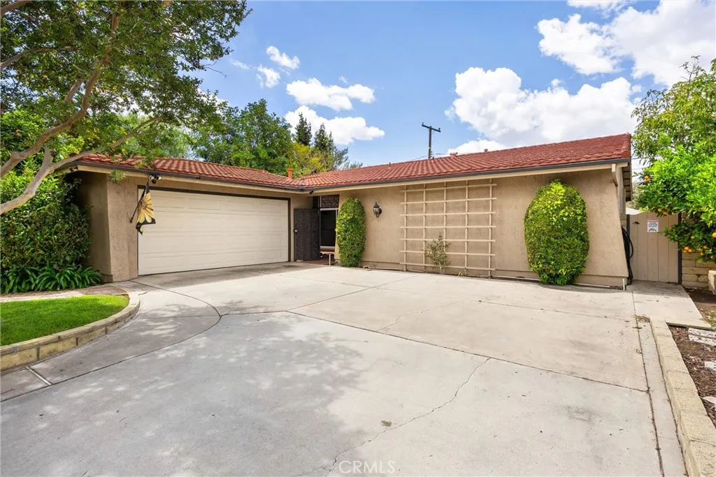 809 North Ford Avenue, Fullerton, CA 92832 photo 3