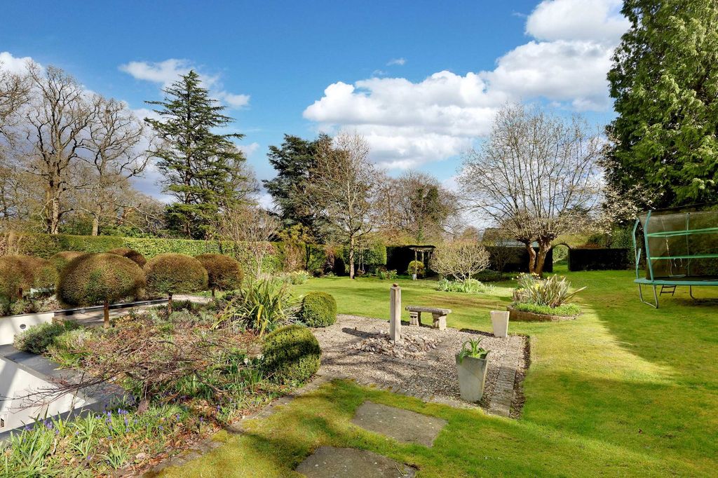 Additional image 21 of 5 bed detached house for saleWestfield Road, Beaconsfield HP9