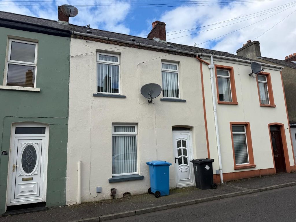 2 bed terraced house for saleIvy Terrace, Derry BT48