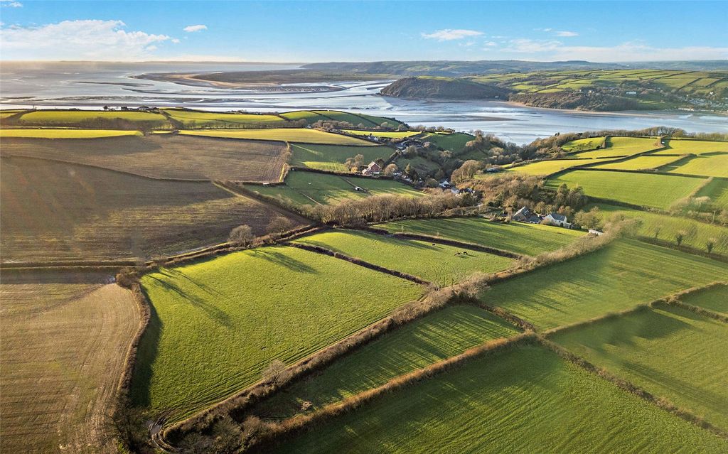 Additional image 56 of 6 bed detached house for saleBroadlay, Ferryside, Carmarthenshire SA17