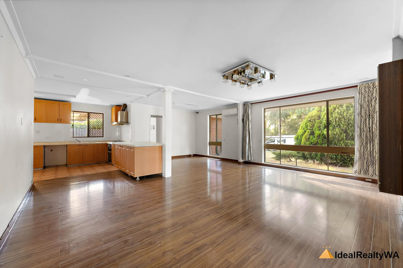 Additional image 3 of 18 Vesta Crescent, Shelley WA 6148