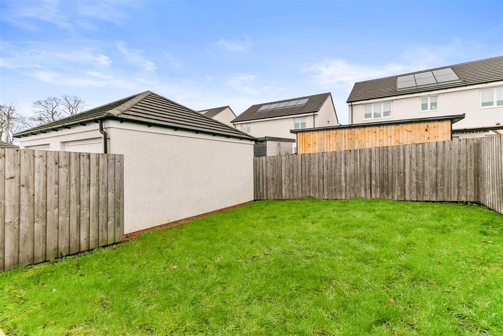 Additional image 24 of 4 bed detached house for saleQueen Mary Crescent, Clydebank G81