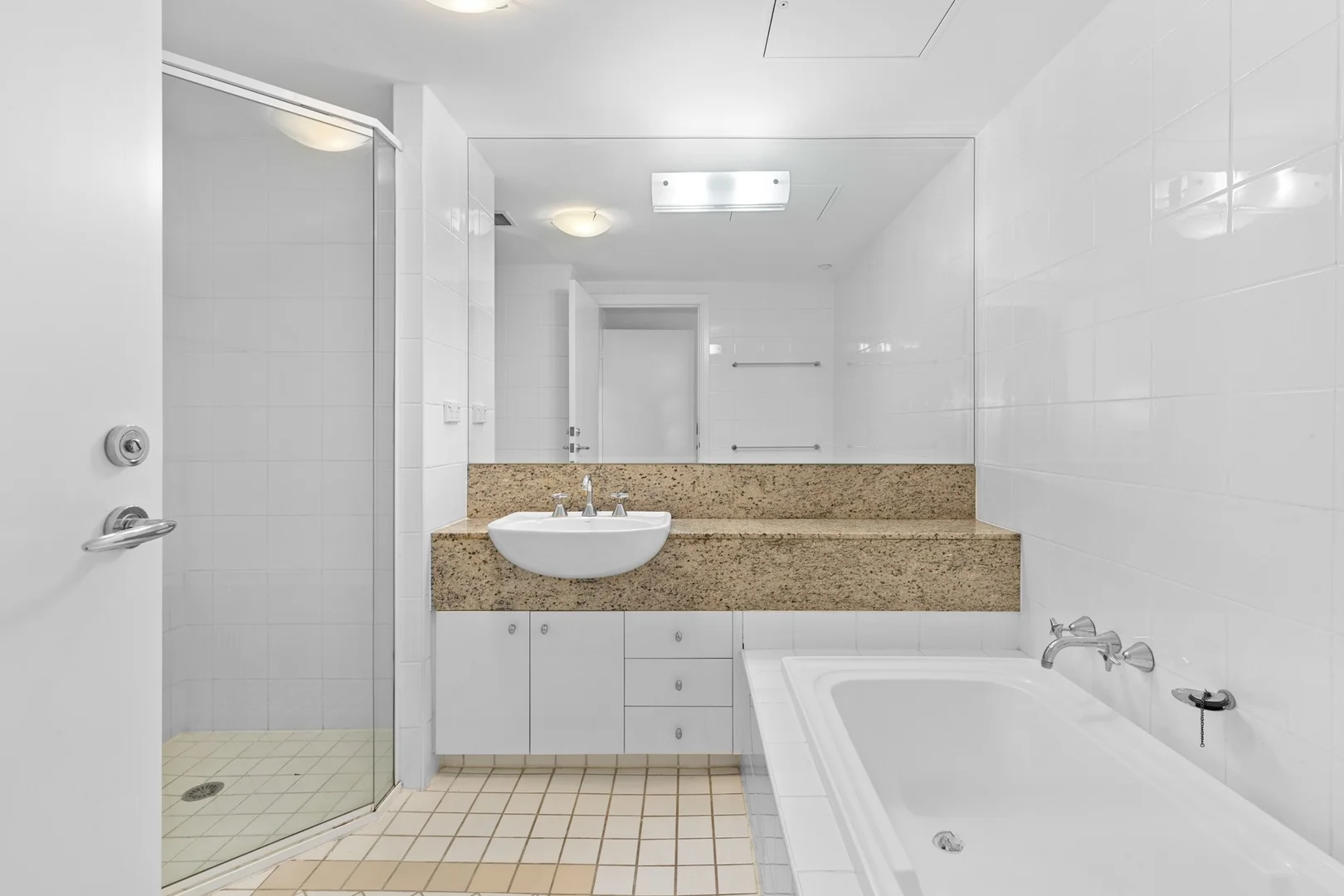 Additional image 8 of t07/127 Beach Street, Port Melbourne VIC 3207
