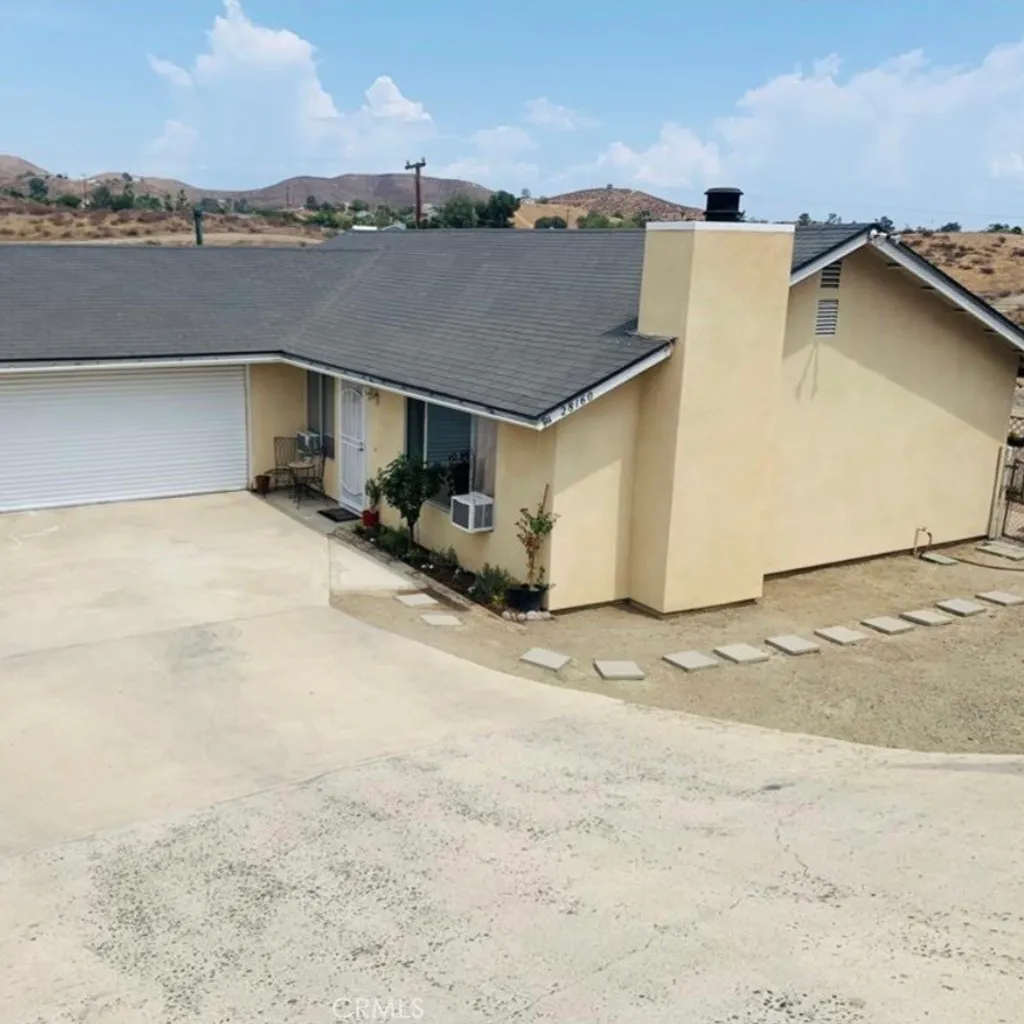 28160 Dakota Dr, Menifee, CA 92587