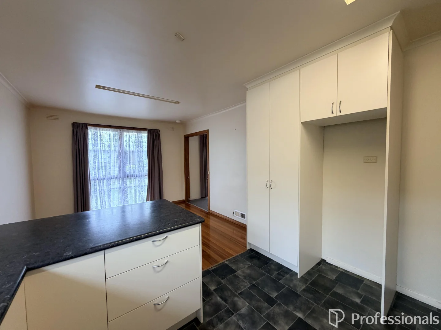 Additional image 5 of 1 Hewett Court, Hamilton VIC 3300
