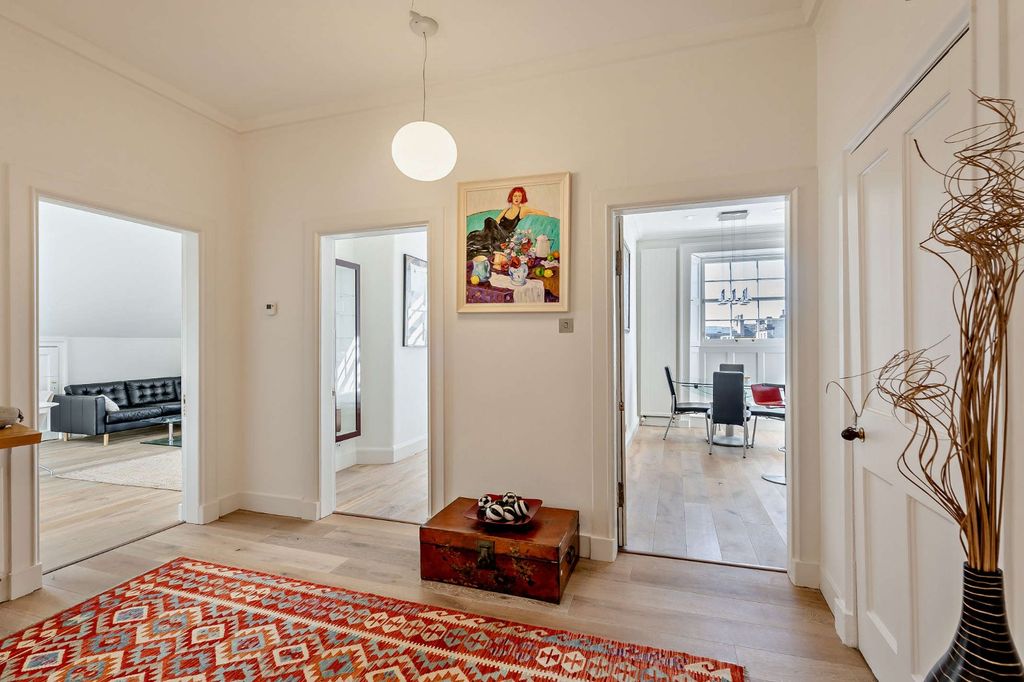 Additional image 15 of 3 bed flat for saleRutland Street, Edinburgh EH1