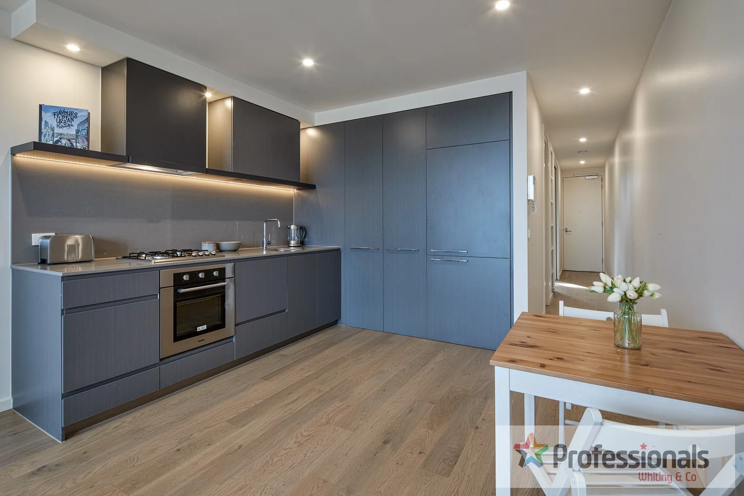 Additional image 4 of 403/16-18 Grey Street, St Kilda VIC 3182