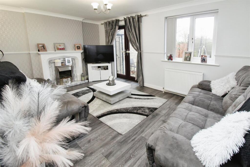 Additional image 2 of Edgemoor Close, Bradford, BD4 6RT