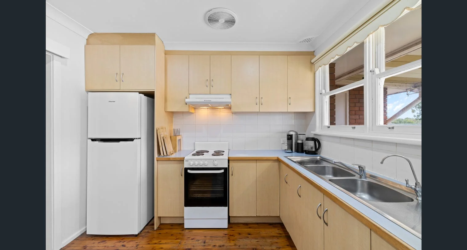 Additional image 3 of 8 Grantham Road, Seven Hills NSW 2147