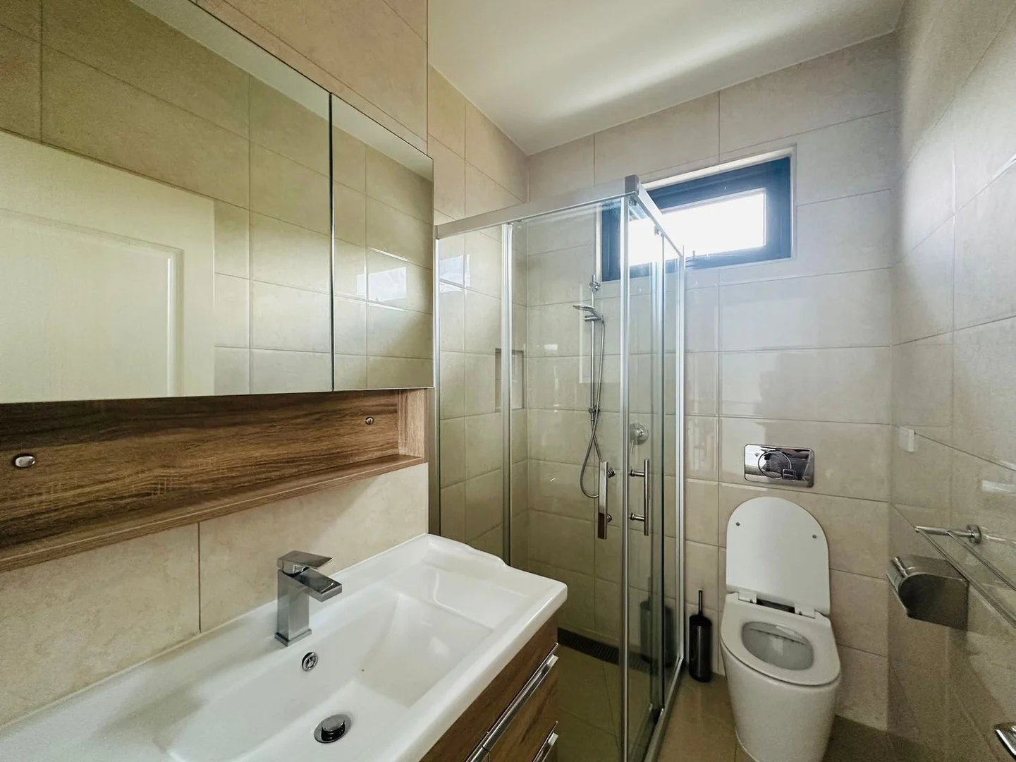 Additional image 11 of 2/17 Robyn Street, Doncaster VIC 3108