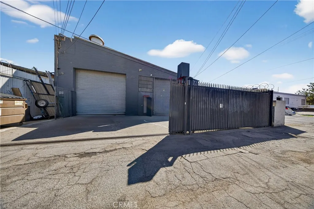 Additional image 17 of 5221 Pacific Blvd, Huntington Park, CA 90255