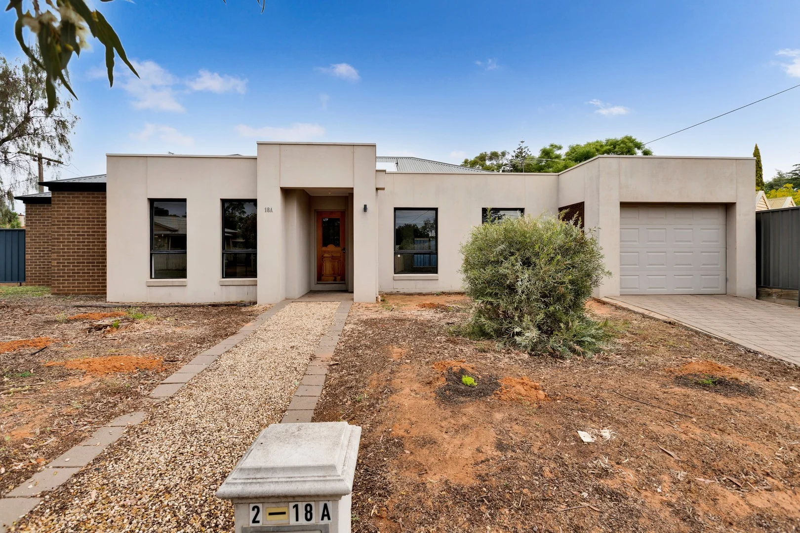 2/18 Desroy Avenue, Mildura VIC 3500
