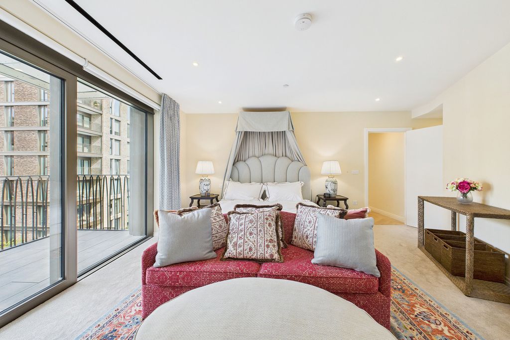 Additional image 27 of 4 bed flat for saleMichael Road, London SW6