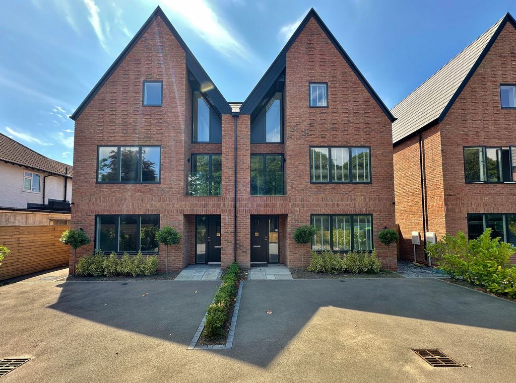 5 bed semi-detached house for saleDale View Telegraph Road, Heswall CH60
