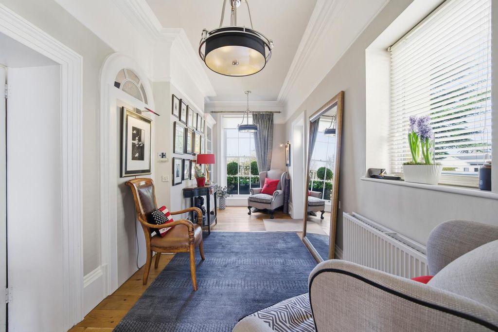 Additional image 7 of 3 bed flat for salePark Terrace, Nottingham NG1