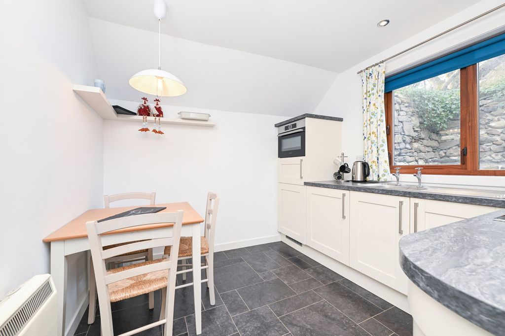 Additional image 8 of 1 bed flat for saleReform Lane, Lerwick, Shetland ZE1