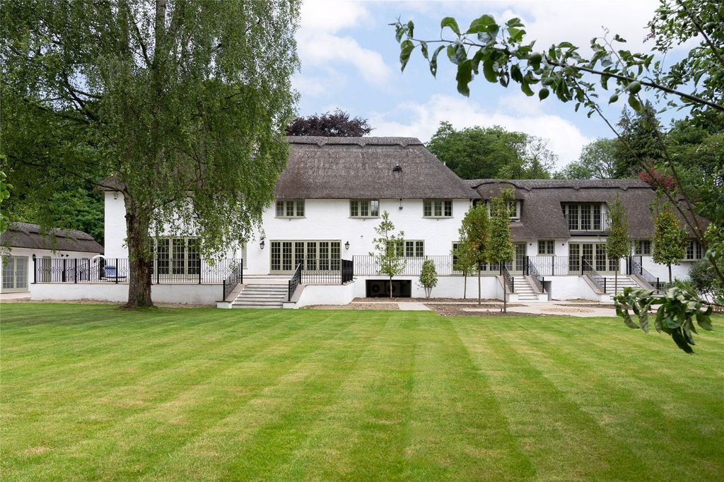 Additional image 19 of 6 bed detached house for saleLoudwater Drive, Loudwater, Rickmansworth, Hertfordshire WD3
