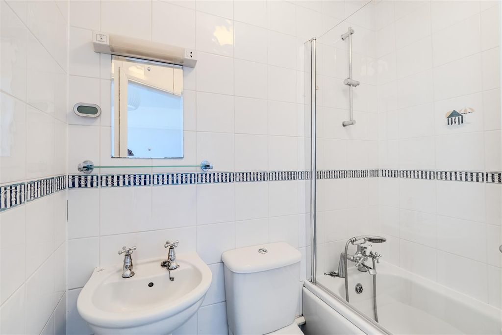 Additional image 12 of 4 bed detached house for saleHandsome Detached Home On The Dell, Westbury-On-Trym, Bristol BS9