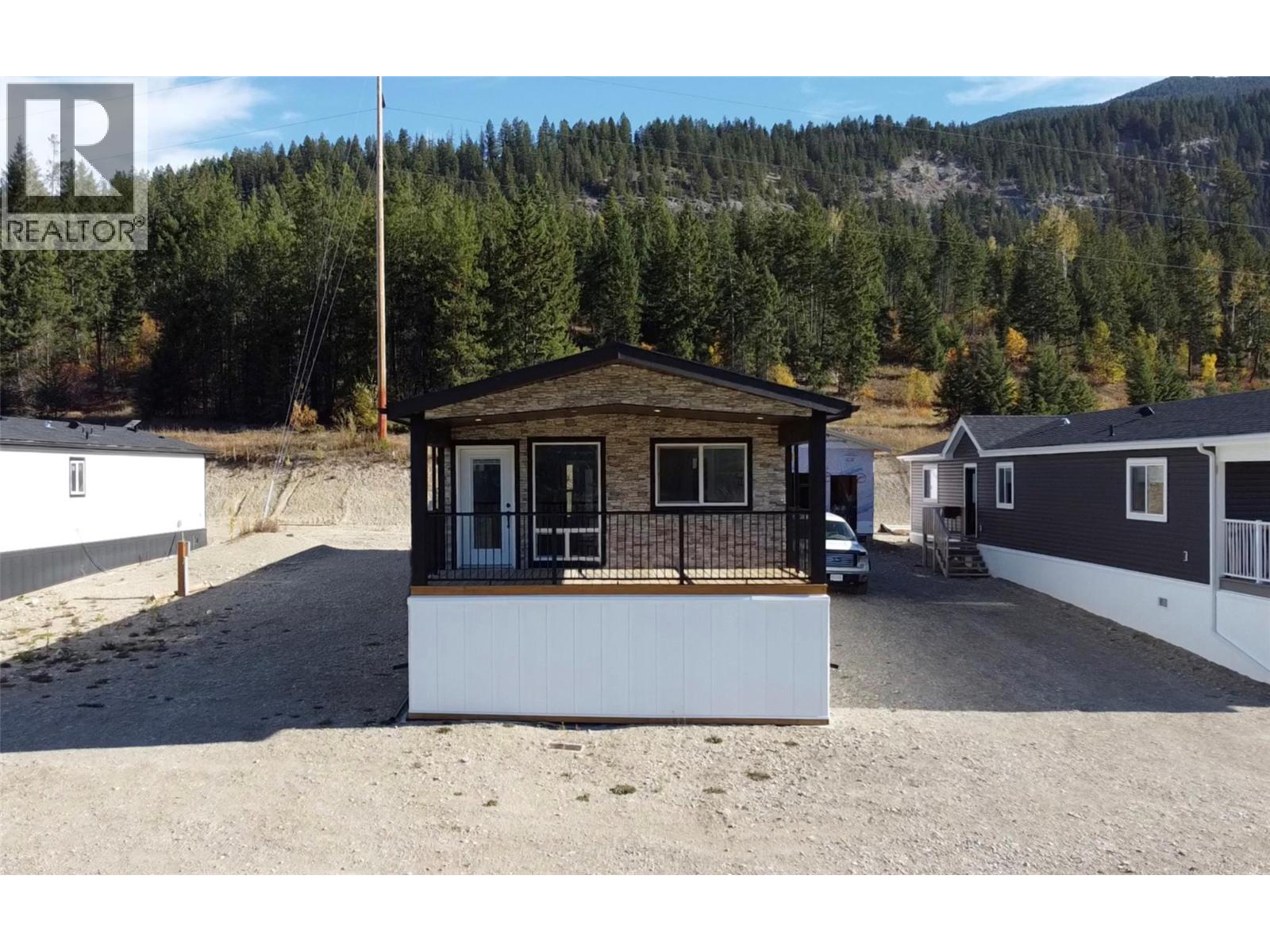 Additional image 2 of 470 Reflection Lake Road, Golden, BC, V0A1H6
