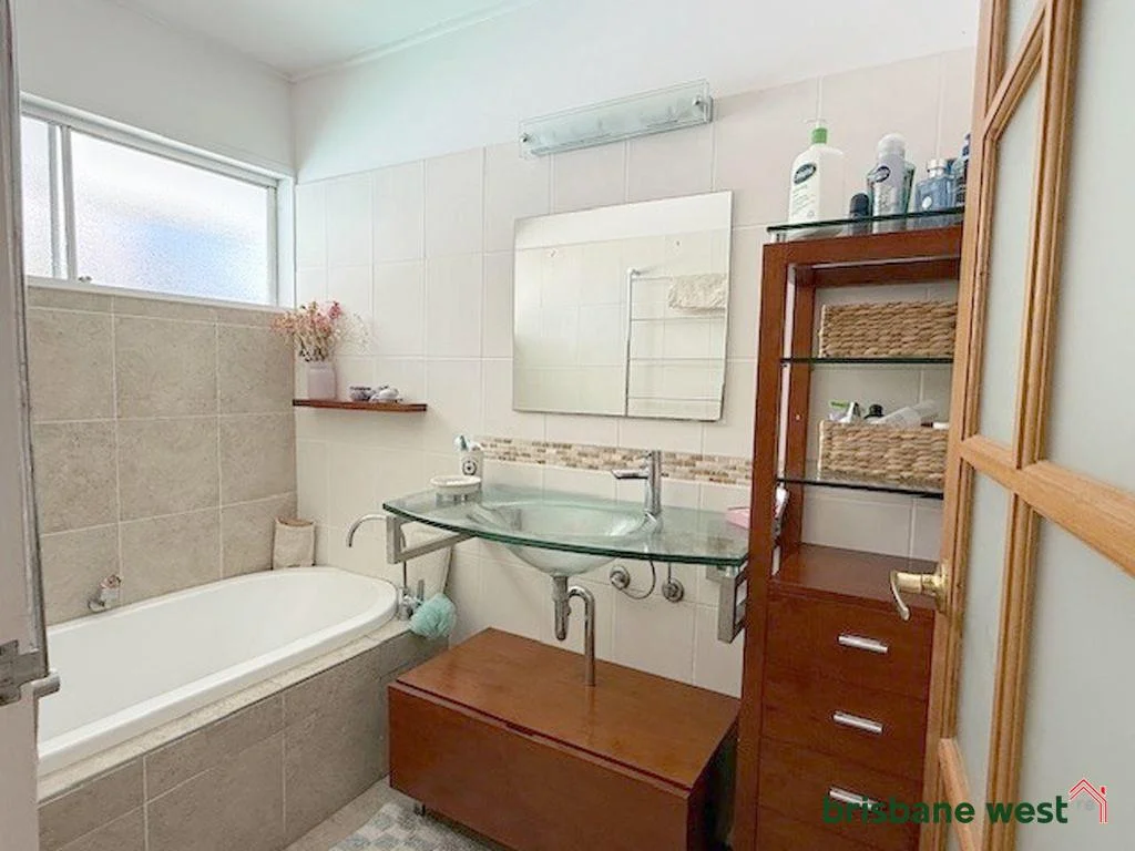 Additional image 9 of 11 Oakington Street, Fig Tree Pocket QLD 4069
