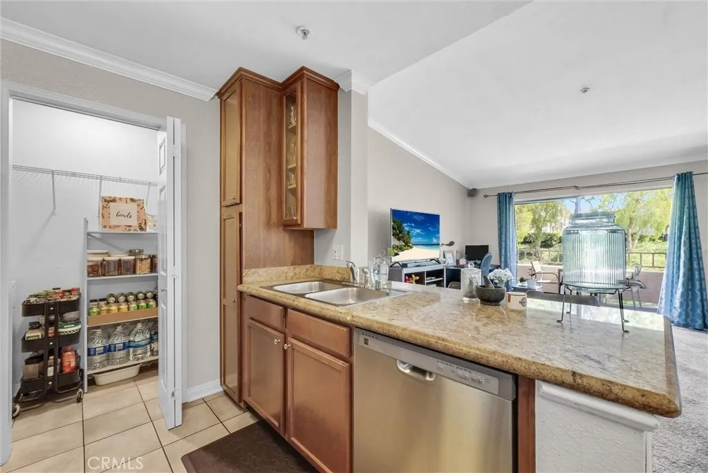 Additional image 12 of 1980 Las Colinas Circle Unit 301, Corona, CA 92879