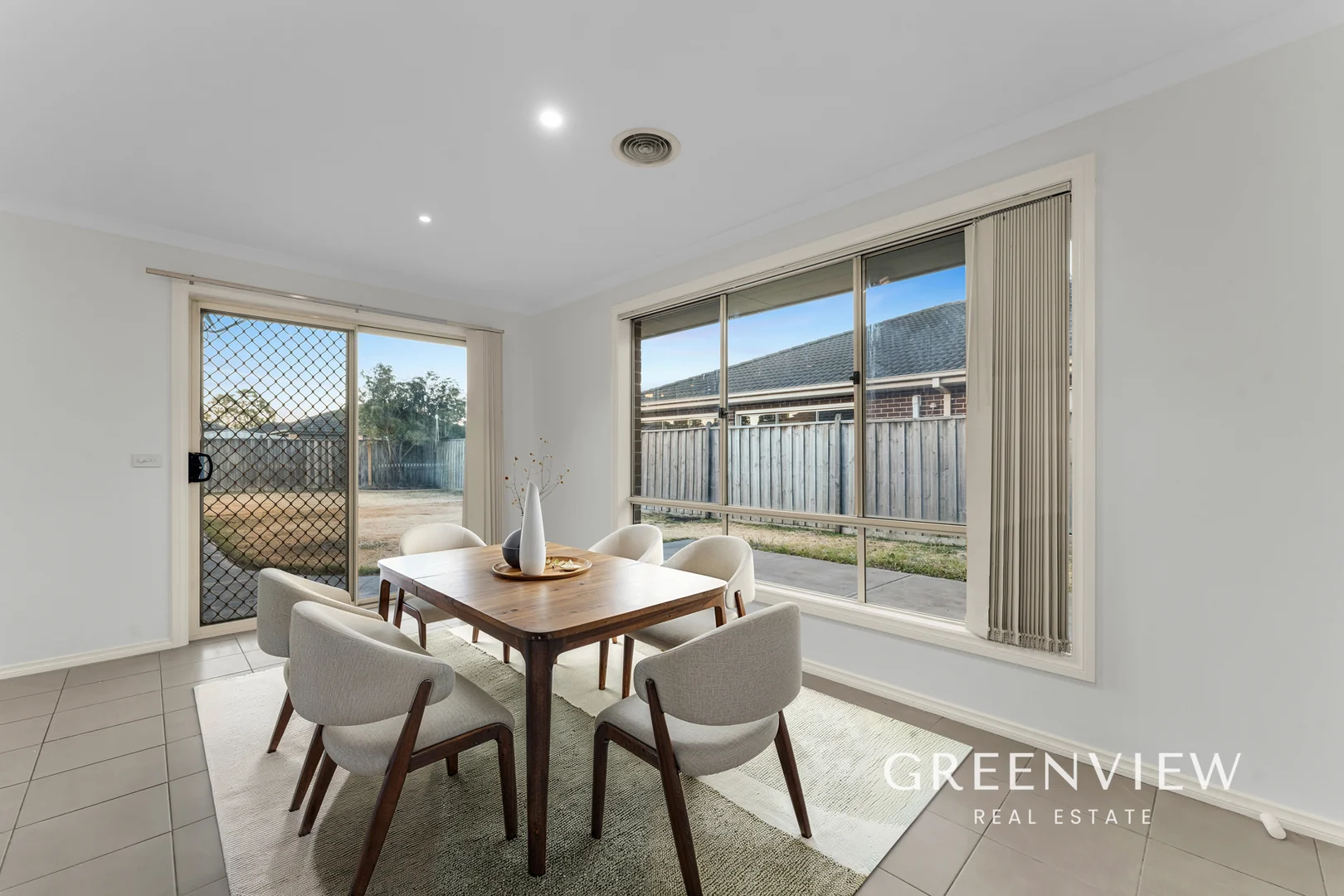 Additional image 9 of 33 Charlbury Crescent, Cranbourne North VIC 3977