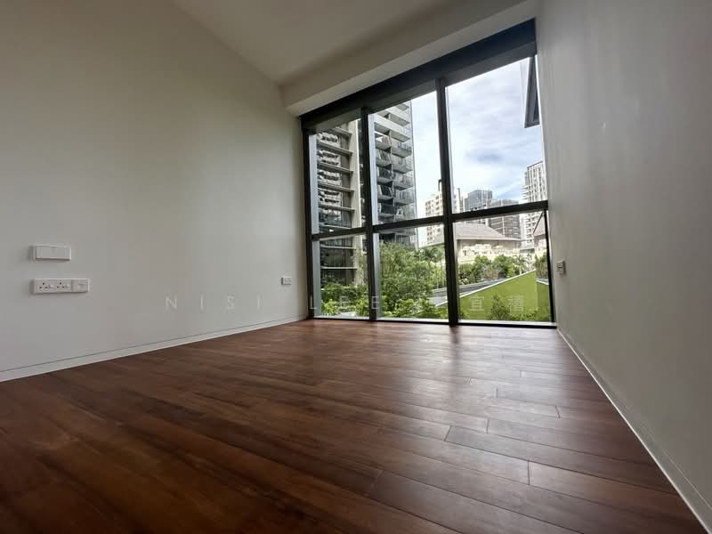 14 Amber Gardens photo 3