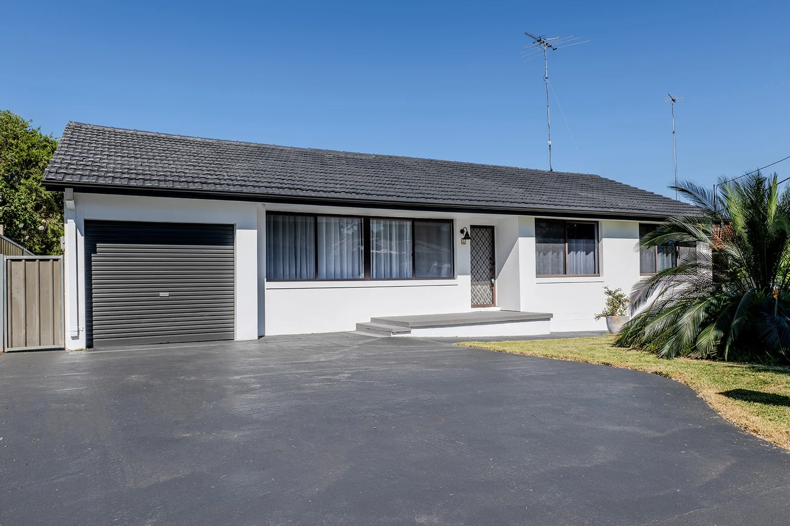 8 Bowes Avenue, South Penrith NSW 2750