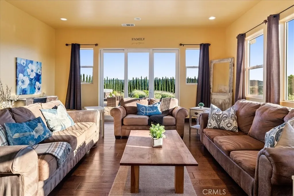 Additional image 7 of 5250 Vineyard Dr, Paso Robles, CA 93446